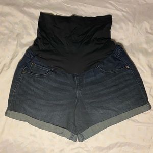A:glow Maternity Full Panel Denim Shorts Size 12